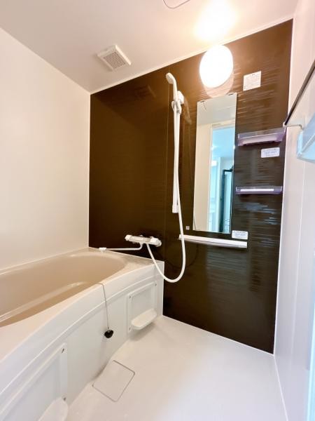 apartment 群馬県高崎市小八木町810番地5