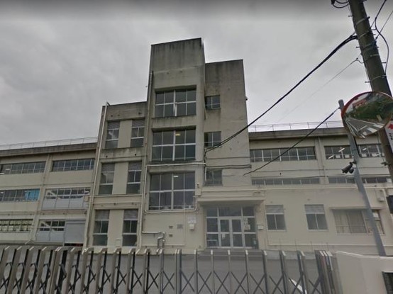 apartment 群馬県高崎市小八木町810番地5