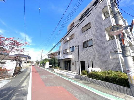 apartment 群馬県高崎市小八木町810番地5