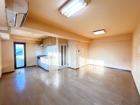 apartment 群馬県高崎市小八木町810番地5