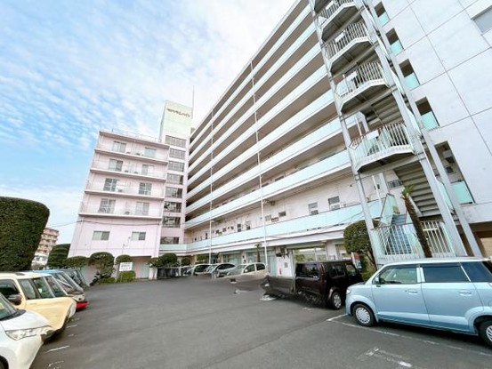 apartment 群馬県高崎市小八木町810番地5