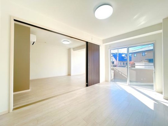 apartment 群馬県高崎市小八木町810番地5