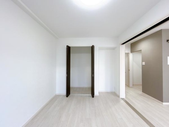 apartment 群馬県高崎市小八木町810番地5