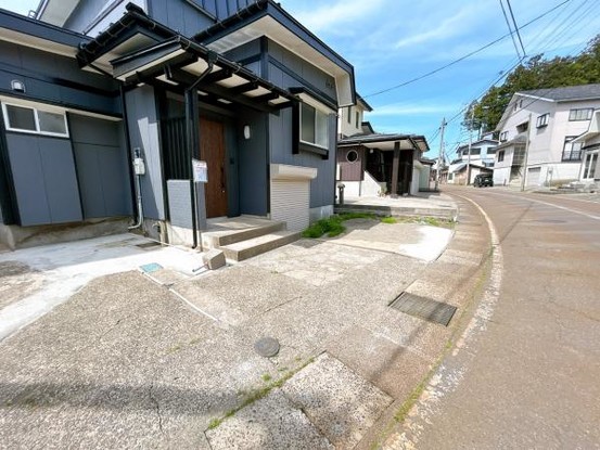 detached 新潟県妙高市小出雲２丁目
地図を見る