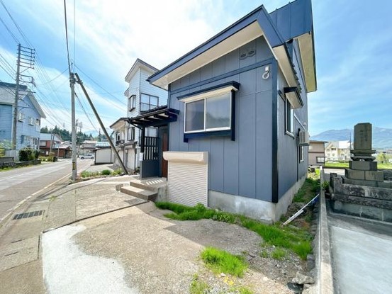 detached 新潟県妙高市小出雲２丁目
地図を見る