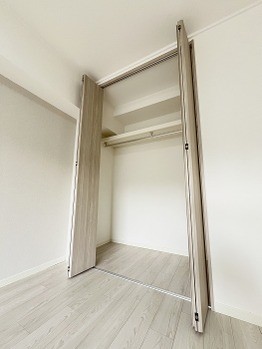 apartment 千葉県船橋市本町２丁目10-14 いちご船橋ビル6階