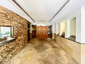 apartment 千葉県船橋市本町２丁目10-14 いちご船橋ビル6階