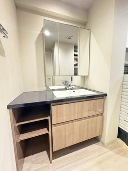 apartment 千葉県船橋市本町２丁目10-14 いちご船橋ビル6階