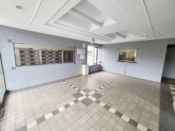 apartment 千葉県船橋市本町２丁目10-14 いちご船橋ビル6階
