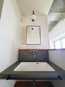 apartment 千葉県船橋市本町２丁目10-14 いちご船橋ビル6階
