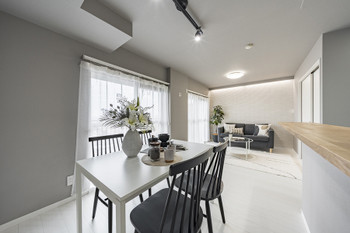 apartment 千葉県船橋市本町２丁目10-14 いちご船橋ビル6階