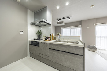 apartment 千葉県船橋市本町２丁目10-14 いちご船橋ビル6階