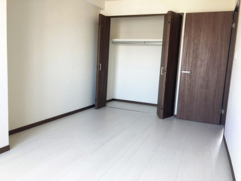 apartment 千葉県船橋市本町２丁目10-14 いちご船橋ビル6階