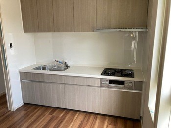 detached 千葉県八街市八街へ
地図を見る