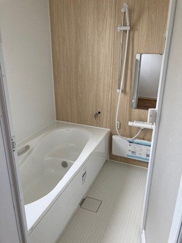 detached 千葉県八街市八街へ
地図を見る