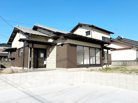detached 福岡県飯塚市楽市494番地9　ｼｬｰﾒｿﾞﾝMA　1階2号室