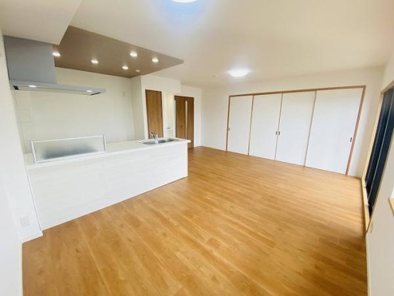 apartment 福岡県飯塚市楽市494番地9　ｼｬｰﾒｿﾞﾝMA　1階2号室