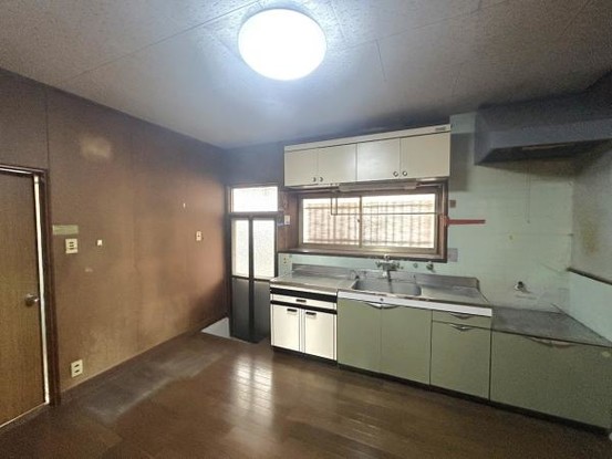 detached 福岡県飯塚市楽市494番地9　ｼｬｰﾒｿﾞﾝMA　1階2号室