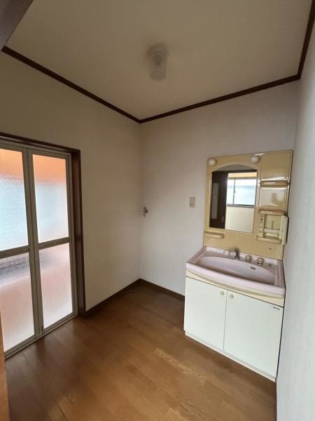 detached 福岡県飯塚市楽市494番地9　ｼｬｰﾒｿﾞﾝMA　1階2号室