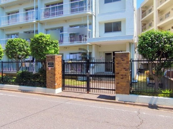 apartment 東京都西東京市谷戸町２丁目
地図を見る