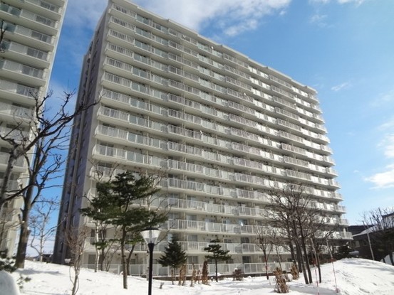 apartment 北海道札幌市南区澄川四条１丁目１番４０ジンビル澄川