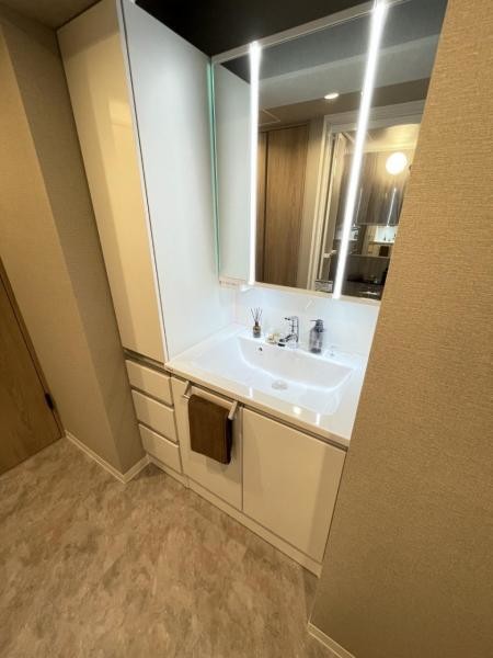 apartment 北海道札幌市南区澄川四条１丁目１番４０ジンビル澄川