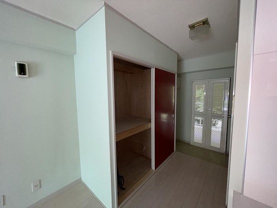 apartment 静岡県熱海市紅葉ガ丘町
地図を見る