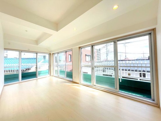 apartment 東京都中野区江原町１丁目
地図を見る