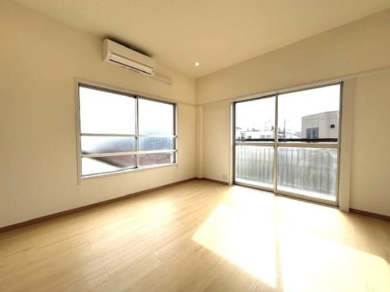 townhouse 東京都足立区竹の塚３丁目
地図を見る