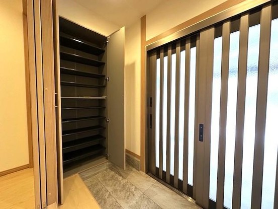 townhouse 東京都足立区竹の塚３丁目
地図を見る