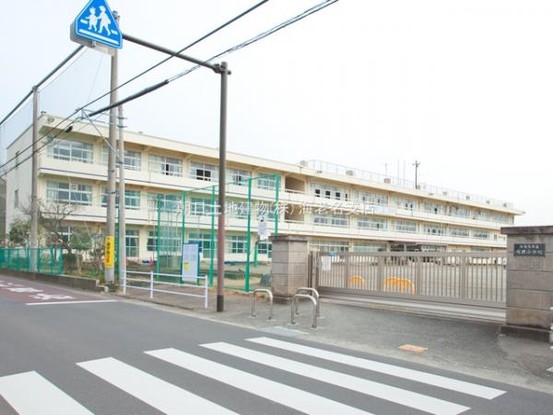 apartment 神奈川県海老名市河原口４丁目
地図を見る