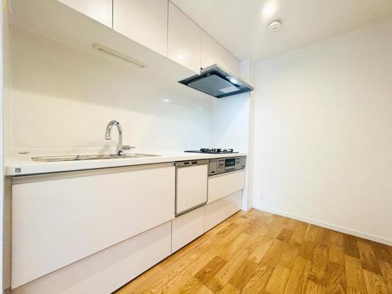 apartment 神奈川県海老名市中新田１丁目
地図を見る