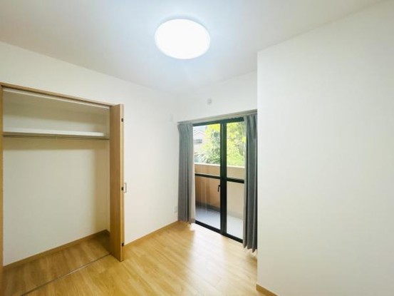 apartment 神奈川県海老名市中央３丁目1-3