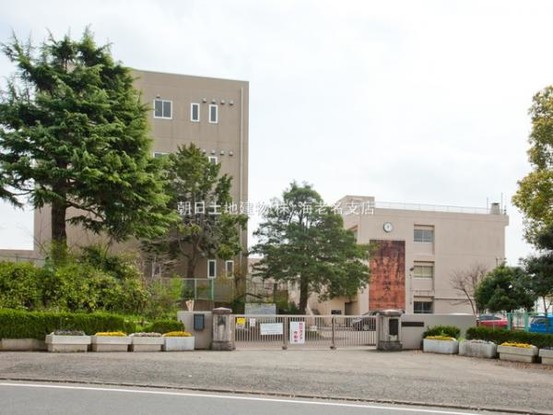 detached 神奈川県厚木市上荻野
地図を見る