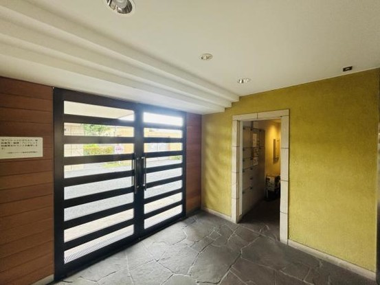 apartment 神奈川県海老名市中新田２丁目
地図を見る