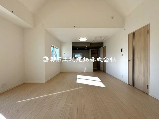 detached 神奈川県相模原市南区上鶴間２丁目
地図を見る