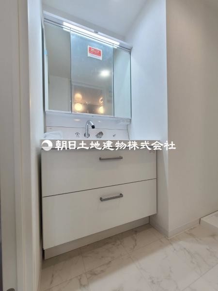 apartment 神奈川県綾瀬市大上１丁目
地図を見る
