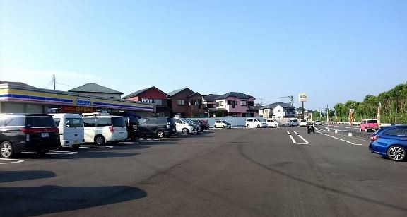apartment 神奈川県綾瀬市大上１丁目
地図を見る