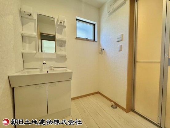 detached 神奈川県座間市小松原１丁目
地図を見る