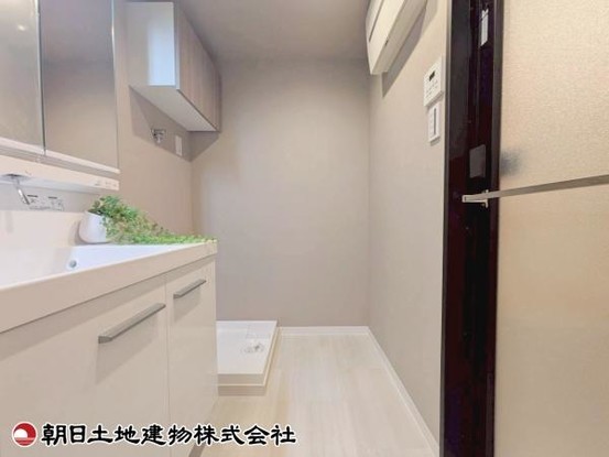 apartment 神奈川県相模原市南区上鶴間本町４丁目
地図を見る