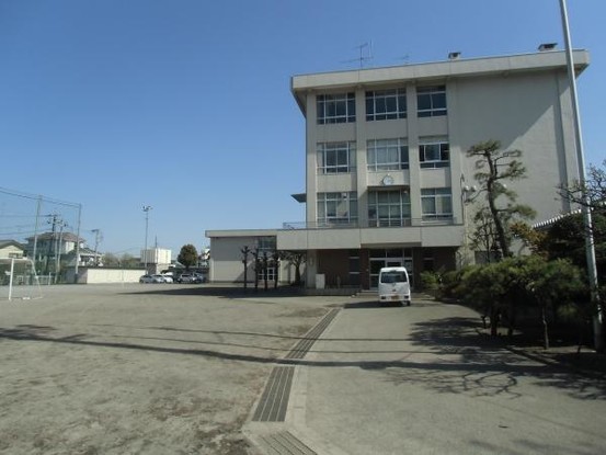 apartment 神奈川県相模原市南区上鶴間本町４丁目
地図を見る