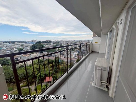 apartment 神奈川県大和市下鶴間
地図を見る