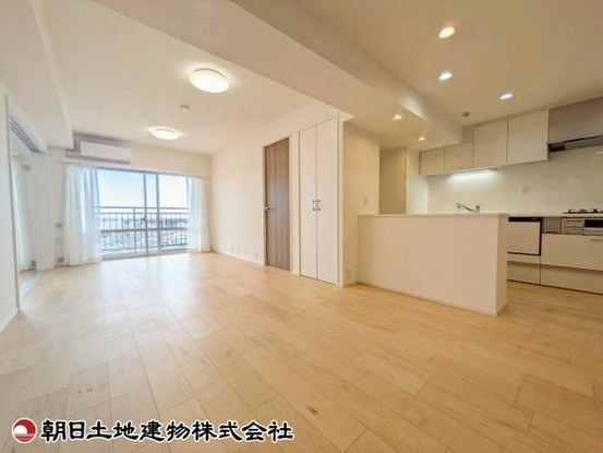 apartment 神奈川県大和市下鶴間
地図を見る