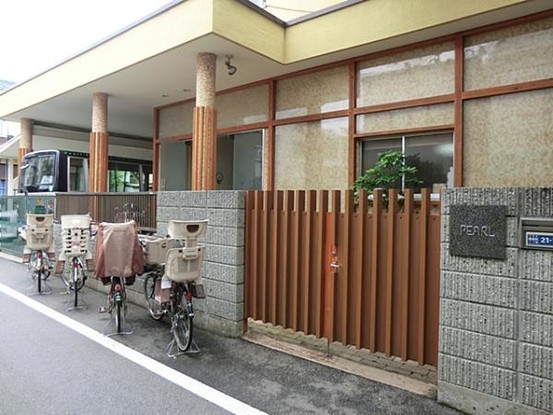 apartment 神奈川県横浜市西区北幸１丁目11-11　NMF 横浜西口ビル　1F