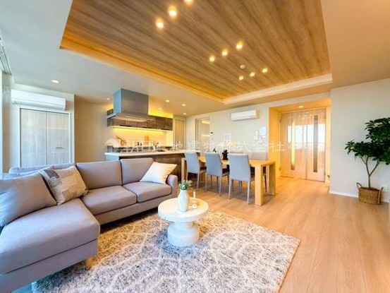 apartment 神奈川県横浜市西区北幸１丁目11-11　NMF 横浜西口ビル　1F