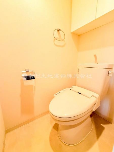 apartment 神奈川県横浜市西区北幸１丁目11-11　NMF 横浜西口ビル　1F