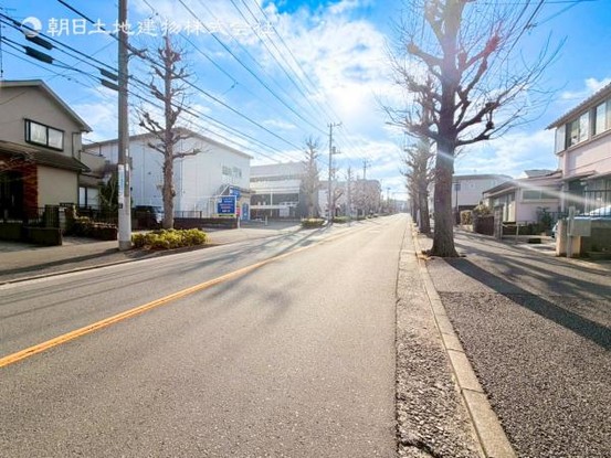 townhouse 神奈川県横浜市西区北幸１丁目11-11　NMF 横浜西口ビル　1F