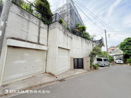 commercial 神奈川県横浜市西区北幸１丁目11-11　NMF 横浜西口ビル　1F