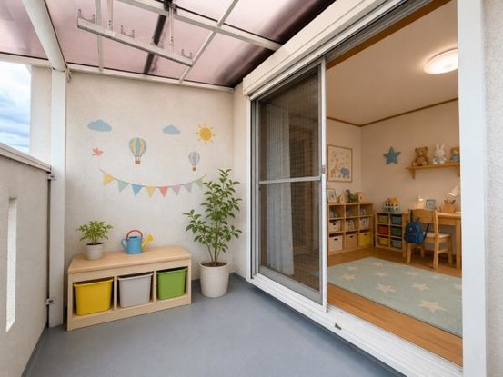 townhouse 神奈川県横浜市西区北幸１丁目11-11　NMF 横浜西口ビル　1F