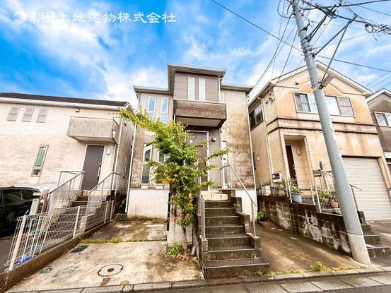apartment 神奈川県横浜市西区北幸１丁目11-11　NMF 横浜西口ビル　1F